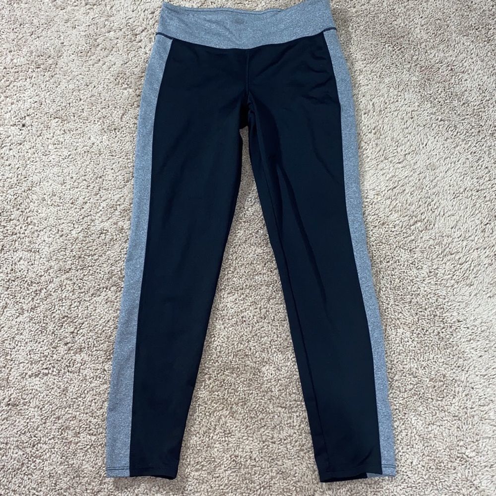 Cloud Chaser Leggings Size Large